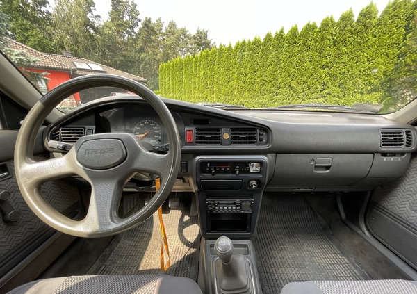 Mazda 626 cena 8900 przebieg: 273272, rok produkcji 1989 z Włocławek małe 704